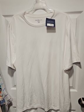 croft & barrow White Short Sleeve Crew Neck T-Shirt